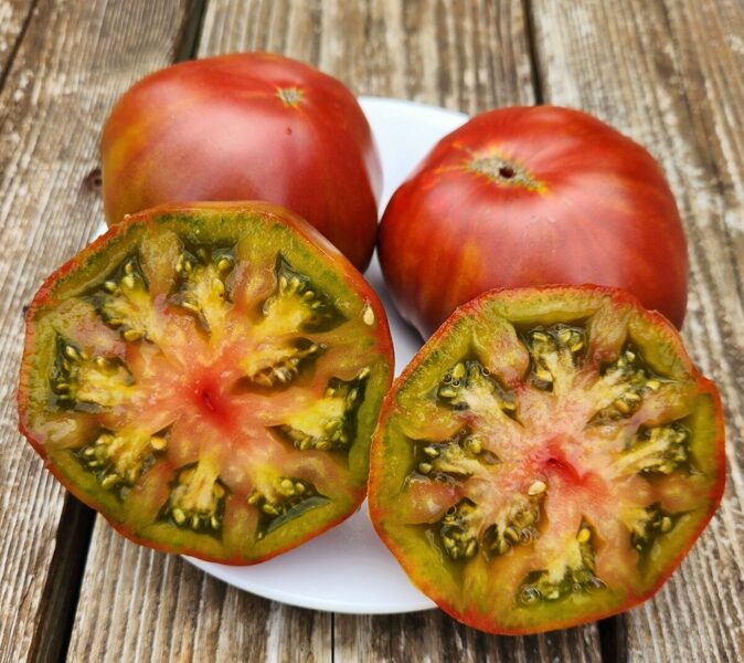 EVERETT'S RUSTY OXHEART Colorful collection tomato. Seeds.